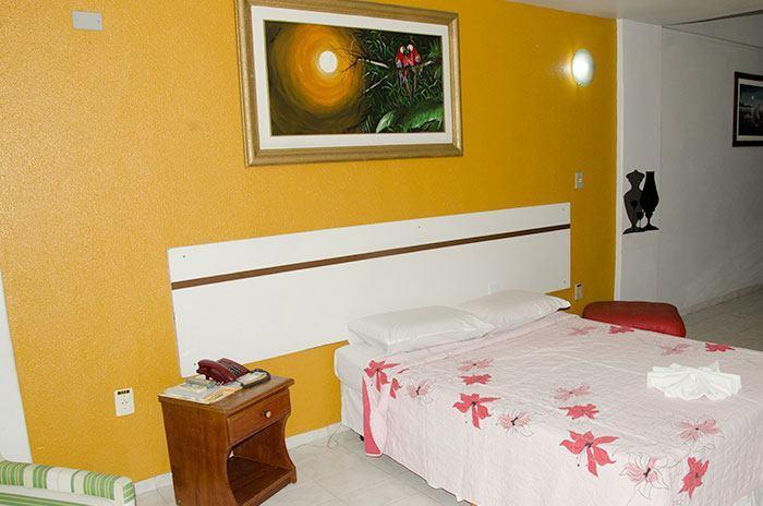 Hotel Monaco Μανάους Εξωτερικό φωτογραφία